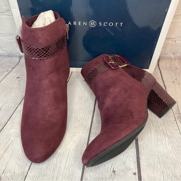 KAREN SCOTT Wine Snakeskin Ivyy Booties - Picture 6 of 16